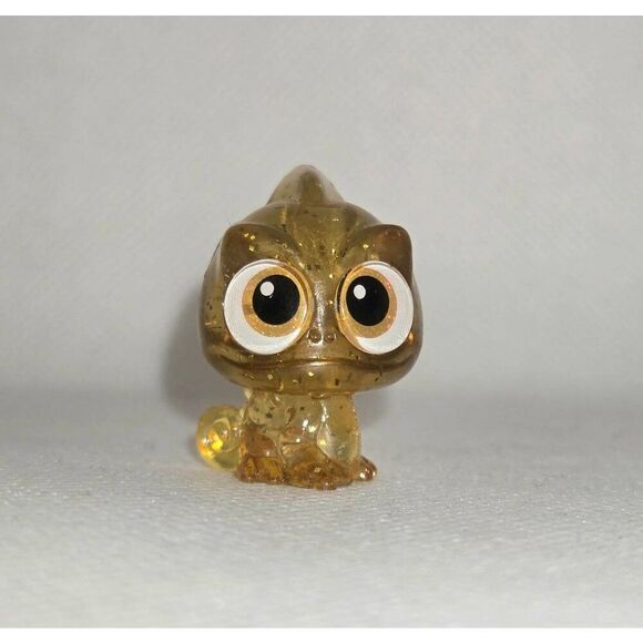 Disney Doorables Series 6 Tangled PASCAL Exclusive Glitter Figurine - Picture 1 of 5